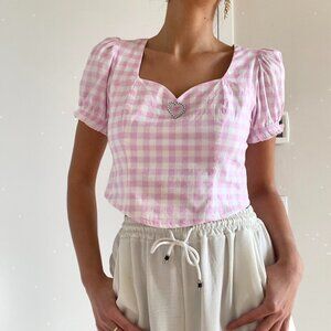 Pink & white gingham puff sleeve sweetheart top with pearl heart charm | Size M